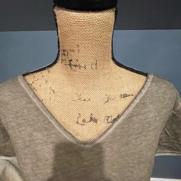 BKE distressed shirt - Picture 2 of 7